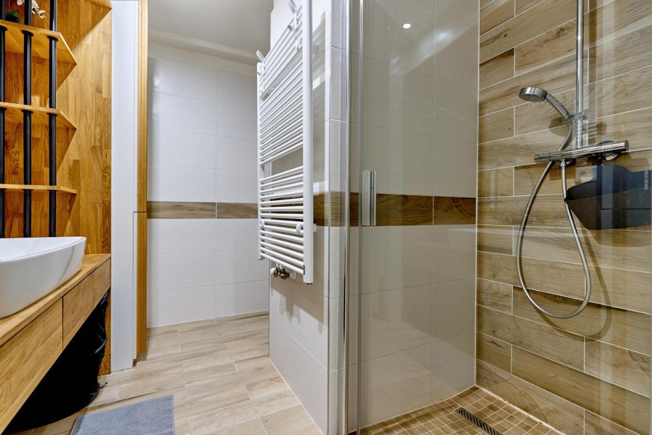 Klinovec Suite By Mountain Ways Loučná pod Klínovcem Bagian luar foto